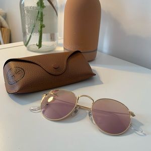 Ray-Ban Round Metal Sunglasses